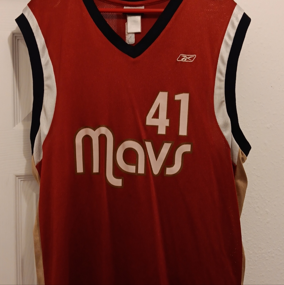 Dirk Nowitzki Dallas Mavericks Jersey